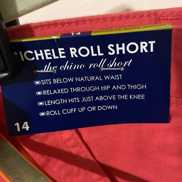 Bandolino Michele Roll Shorts Size 14 Coral Color NWT - Picture 5 of 5